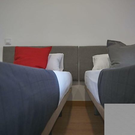 Gs Latina Otel Madrid Dış mekan fotoğraf