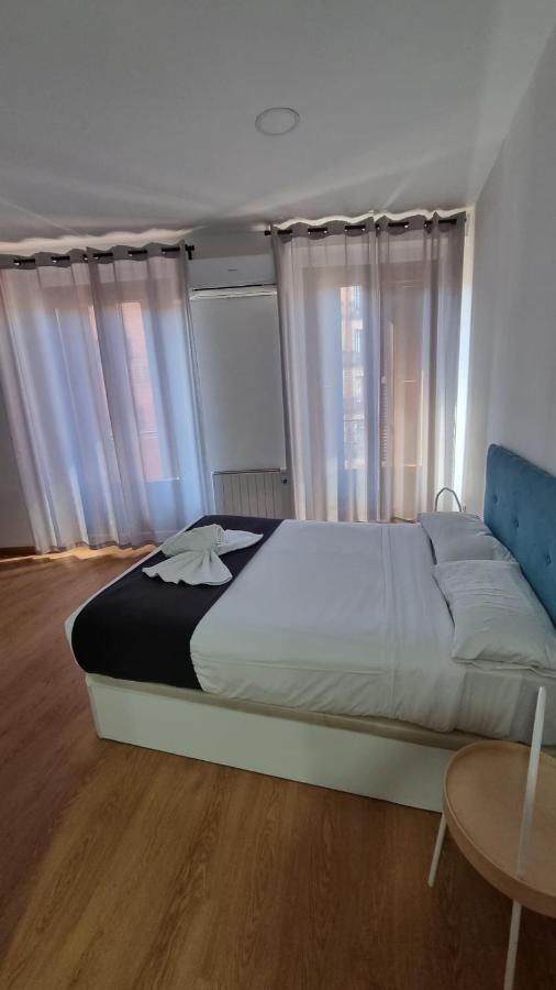 Gs Latina Otel Madrid Dış mekan fotoğraf