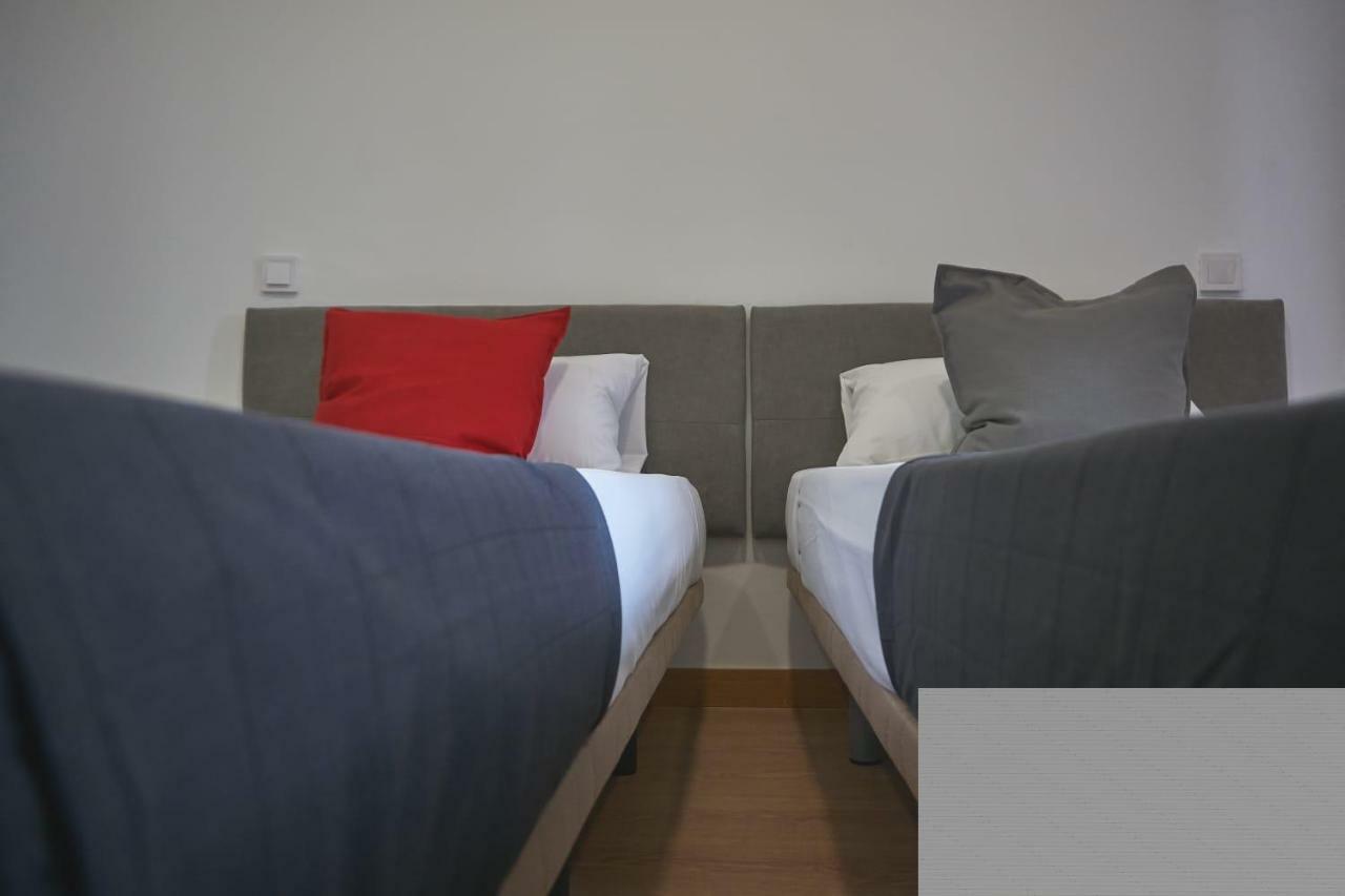 Gs Latina Otel Madrid Dış mekan fotoğraf
